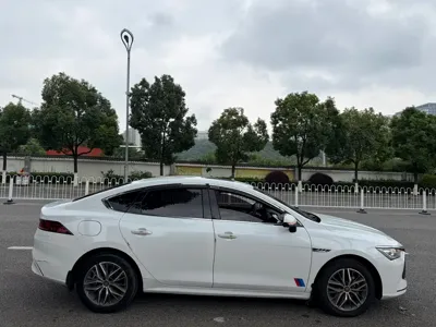 BYD Qin Plus 2023, 53800 км, за 53800 CNY