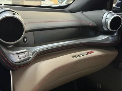 Ferrari GTC4 Lusso 2018, 31400 км, за 190000000 KRW - фото 19