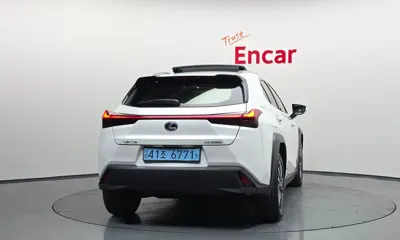 Lexus UX 2022, 43326 км, за 25500000 KRW