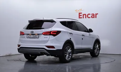 Hyundai Santafe 2016, 103618 км, за 11900000 KRW