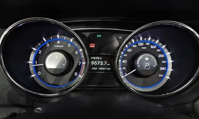 Hyundai Sonata 2011, 107071 км, за 4600000 KRW - фото 8