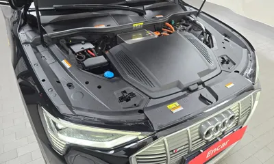 Audi e-tron 2021, 63031 км, за 50900000 KRW - фото 6