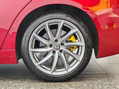 Alfa Romeo Giulia 2019, 63000 км, за 109800 CNY - фото 9