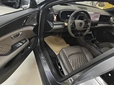 BYD Han 2022, 60700 км, за 120500 CNY - фото 16