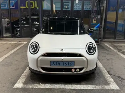 MINI Cooper 2024, 12000 км, за 37030000 KRW