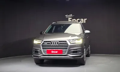Audi Q7 2019, 127121 км, за 24900000 KRW