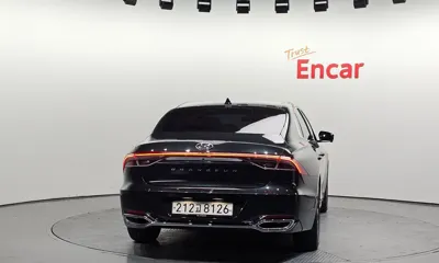 Hyundai Grandeur 2021, 51000 км, за 26990000 KRW