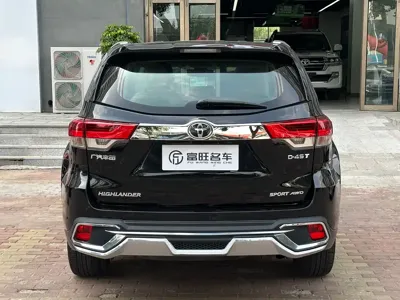 Toyota Highlander 2018, 123800 км, за 115800 CNY - фото 6