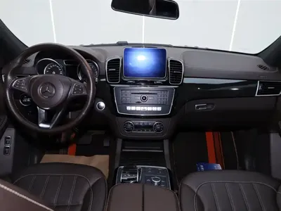 Mercedes-Benz GLS 2018, 44000 км, за 388000 CNY - фото 26
