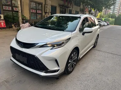 Toyota Granvia · 2023 год