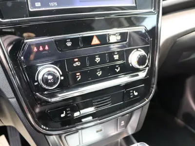 KG_Mobility_Ssangyong TIBOLI 2022, 20276 км, за 11700000 KRW - фото 17