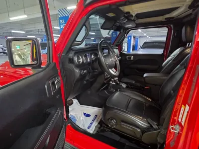 Jeep Wrangler 2019, 56131 км, за 34000000 KRW - фото 13