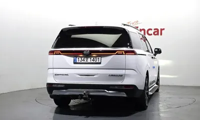 Kia Canival 2021, 114259 км, за 26990000 KRW