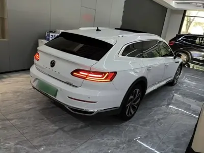 Volkswagen CC 2021, 83699 км, за 104300 CNY - фото 7
