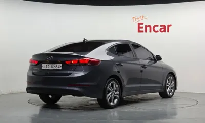 Hyundai Avante 2017, 44381 км, за 11200000 KRW