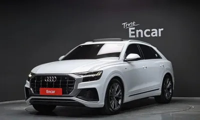 Audi Q8 · 2021 год