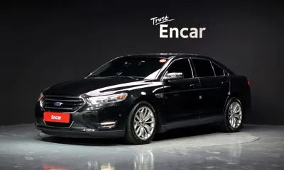 Ford Taurus · 2015 год