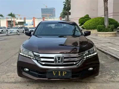 Honda Accord 2014, 130000 км, за 31800 CNY - фото 2