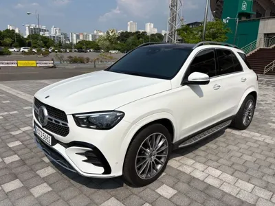 Mercedes-Benz GLE-Class 2025, 9400 км, за 103000000 KRW