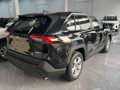 Toyota RAV4 2024, 100 км, за 132269.27 CNY - фото 4