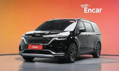 Kia Canival · 2023 год