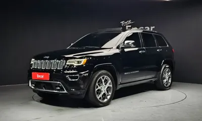 Jeep Cherokee · 2019 год