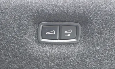 Porsche Taycan 2021, 36211 км, за 96000000 KRW - фото 27