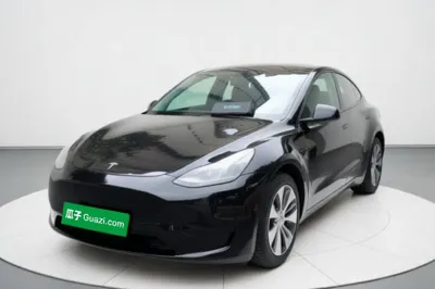Tesla Model Y · 2022 год