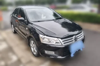 Volkswagen Santana 2015, 92200 км, за 26641.24 CNY