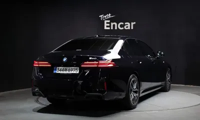 BMW 5-Series 2025, 17798 км, за 68900000 KRW