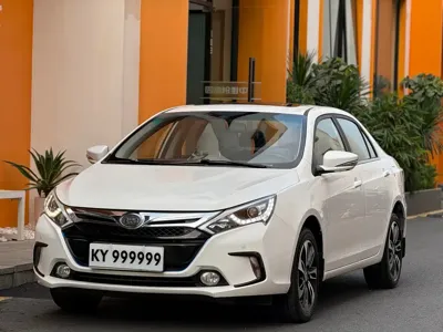 BYD Qin NEV · 2016 год