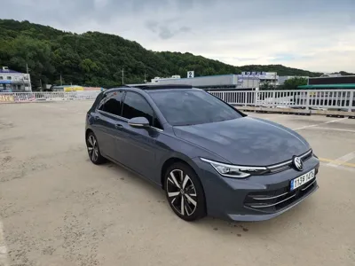 Volkswagen Golf · 2025 год