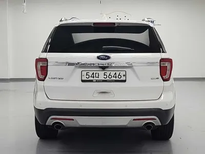 Ford Explorer 2017, 104818 км, за 12500000 KRW
