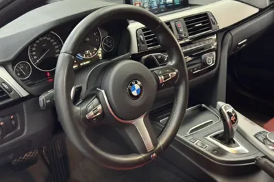 BMW 3 Series 2017, 52800 км, за 139231.12 CNY - фото 11