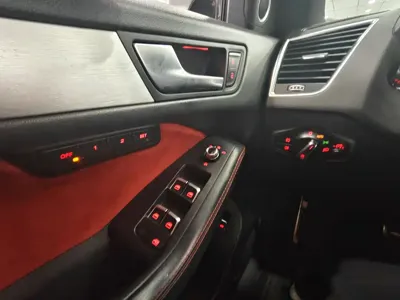 Audi SQ5 2016, 140000 км, за 97500 CNY - фото 7