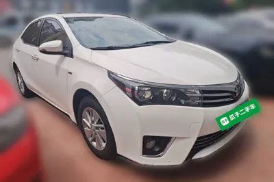 Toyota Corolla 2017, 76100 км, за 50996.89 CNY