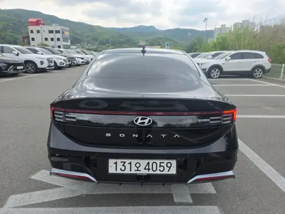 Hyundai Sonata 2024, 16400 км, за 29300000 KRW