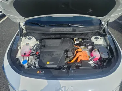 Kia Niro 2025, 17784 км, за 29700000 KRW - фото 9