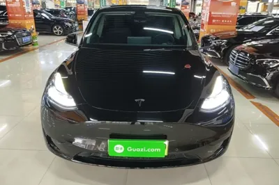 Tesla Model Y 2022, 79700 км, за 171974.93 CNY
