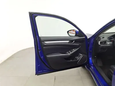 Honda Accord 2019, 87100 км, за 65800 CNY - фото 8