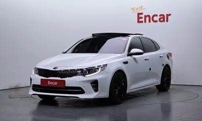 Kia K5 · 2016 год