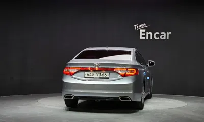 Hyundai Grandeur 2015, 81771 км, за 7550000 KRW