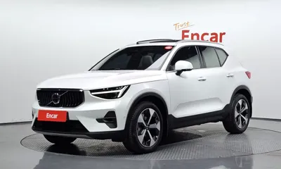Volvo XC40 · 2025 год