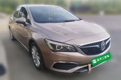 Buick Verano 2018, 97800 км, за 35070.11 CNY