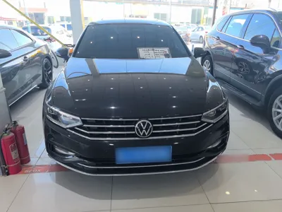 Volkswagen Magotan 2020, 44300 км, за 131434.91 CNY