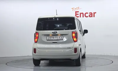 Kia Ray 2017, 101914 км, за 5600000 KRW - фото 4