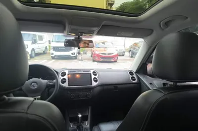 Volkswagen Tiguan 2016, 166900 км, за 55695.76 CNY - фото 21