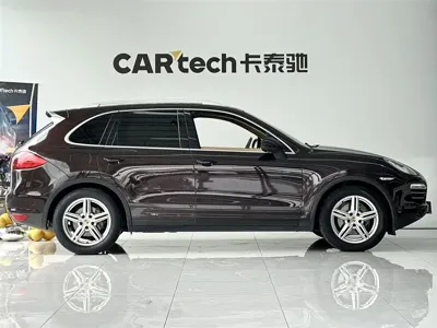 Porsche Cayenne 2014, 218000 км, за 98000 CNY