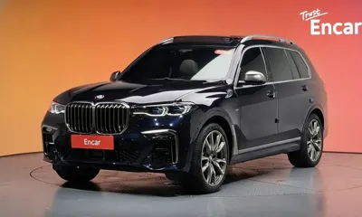 BMW X7 · 2021 год