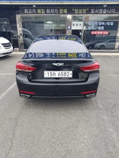 Hyundai Genesis 2014, 178478 км, за 9500000 KRW - фото 2